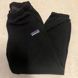 Women’s XS Patagonia black sweatpants